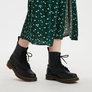 Dr. Martens 1460 Pascal Boot